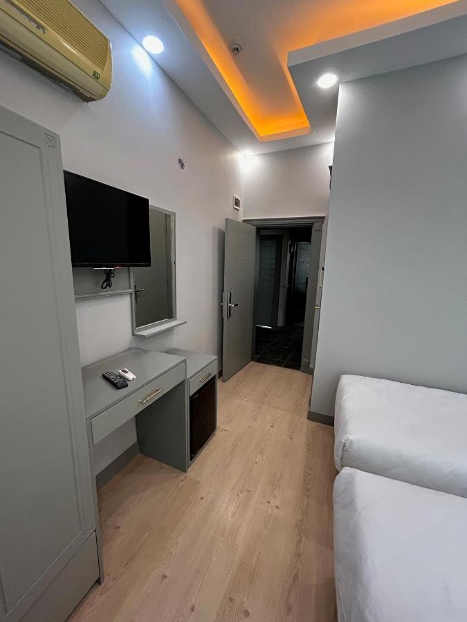 Crowned Plus Hotel Istanbul Ngoại thất bức ảnh