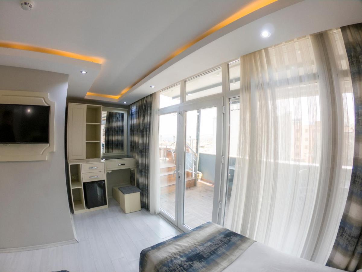 Crowned Plus Hotel Istanbul Ngoại thất bức ảnh