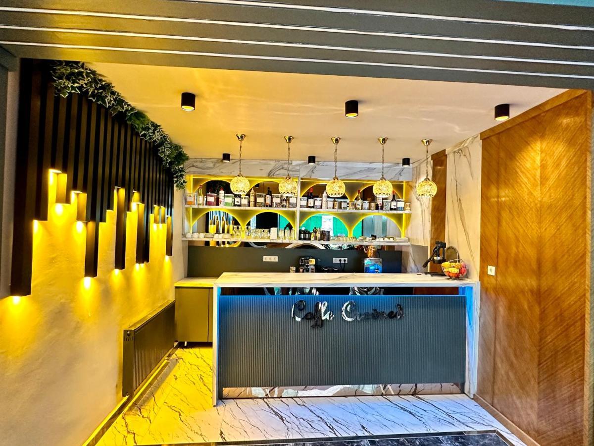 Crowned Plus Hotel Istanbul Ngoại thất bức ảnh