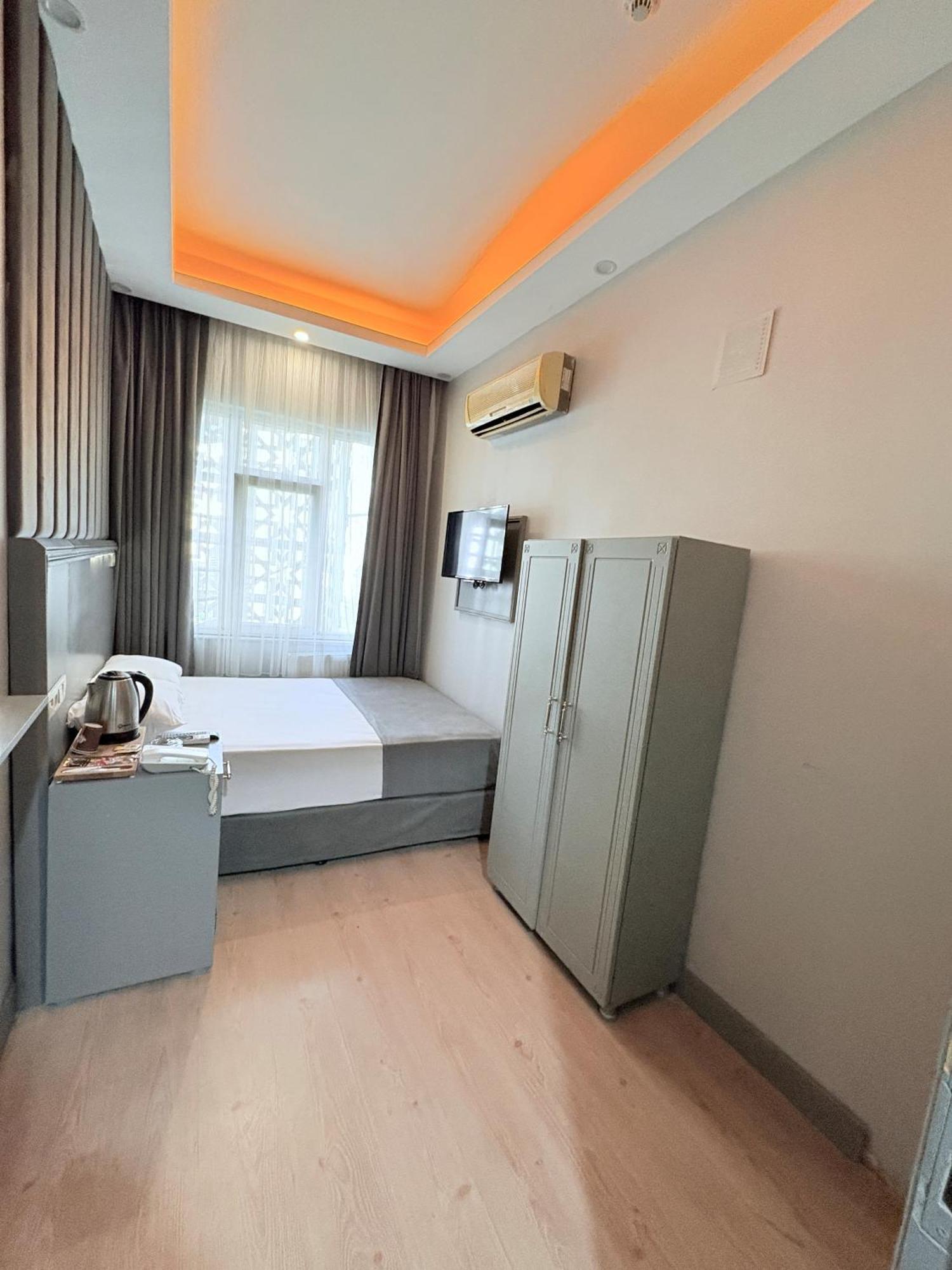 Crowned Plus Hotel Istanbul Ngoại thất bức ảnh